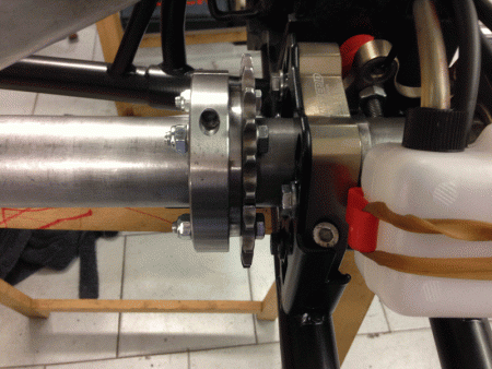 Alcuni pezzi devono essere modificati e adattati (corona nel particolare)