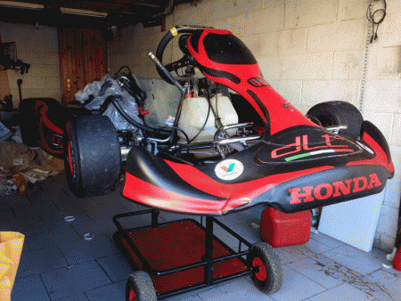 Fine dei lavori. Il kart è pronto per mangiare la pista